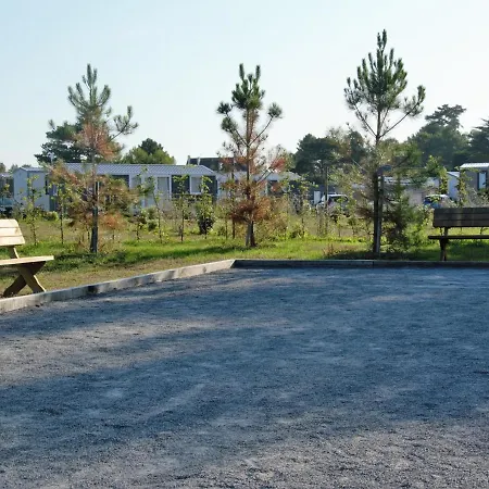 Mobil-home Jullouville, 4 Pieces, 6 Personnes - Fr-1-361a-63 度假居 瑞卢维尔莱潘